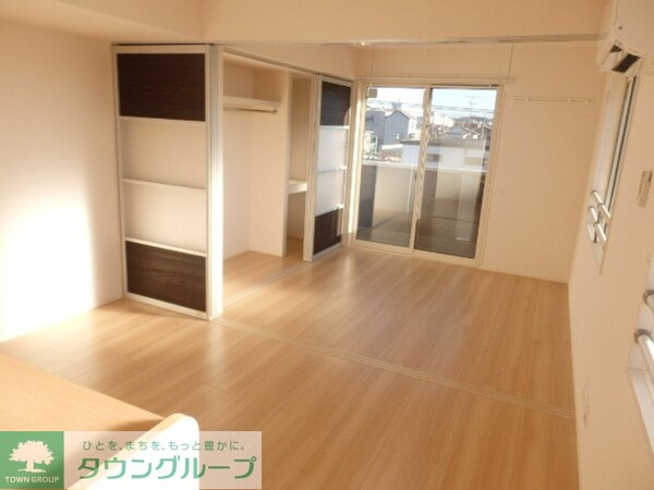 寝室(お問合せはタウンハウジングまで！※現地待合わせ相談可能)