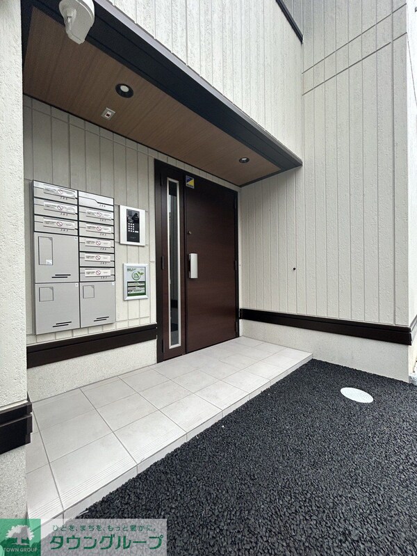 エントランス(お問合せはタウンハウジングまで！※現地待合わせ相談可能)