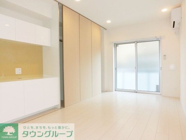 リビング・居室(現地待ち合わせ歓迎♪お問合せはタウンハウジング千葉店まで！)