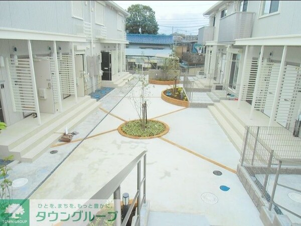 エントランス(お問合せはタウンハウジングまで！※現地待合わせ相談可能)