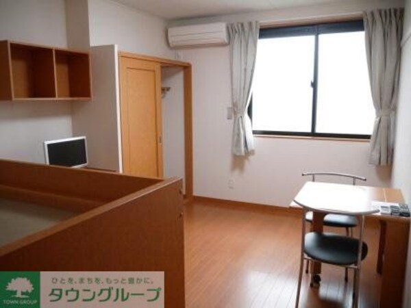 子供部屋(1Fフローリング2F絨毯)