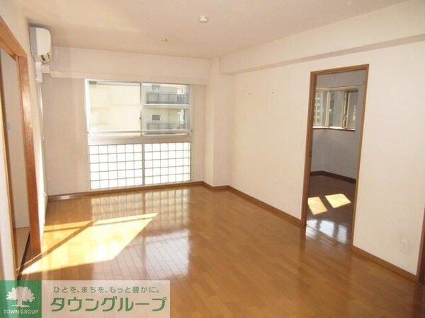 リビング・居室(※同建物他号室（参考写真）)