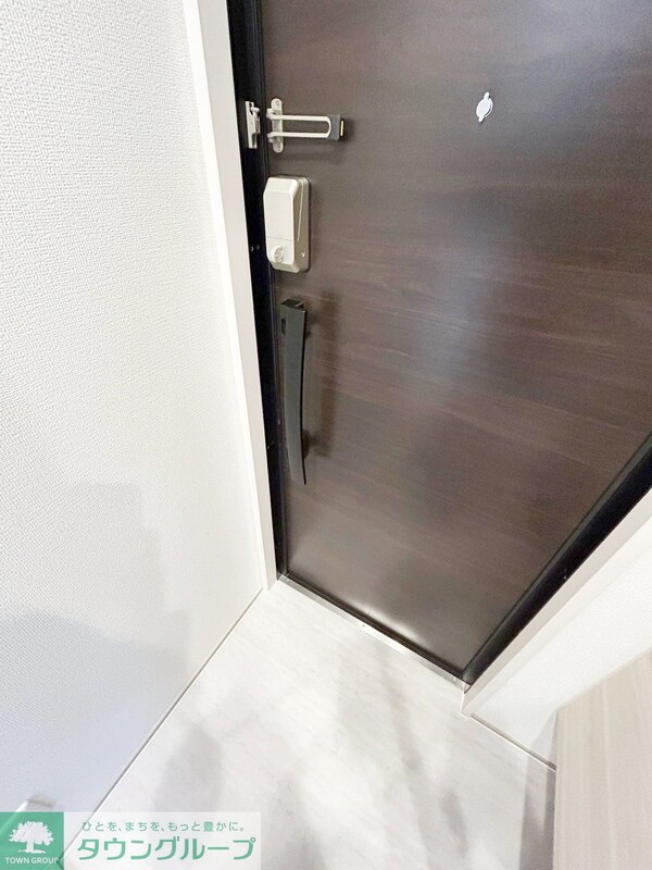 玄関(お問合せはタウンハウジングまで！※現地待合わせ相談可能)