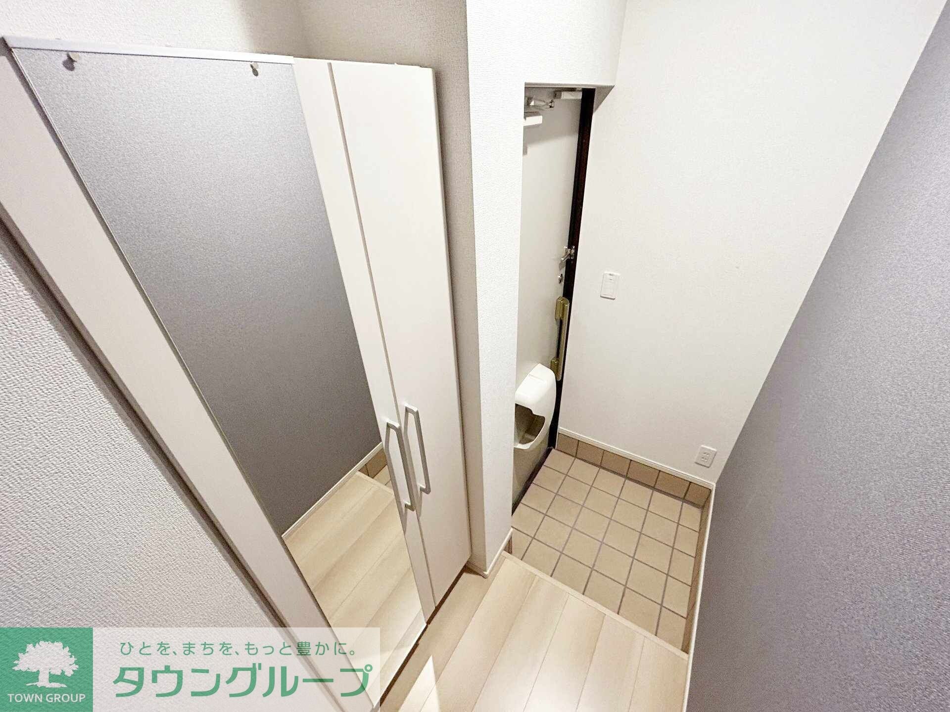 玄関(お問合せはタウンハウジングまで！※現地待合わせ相談可能)