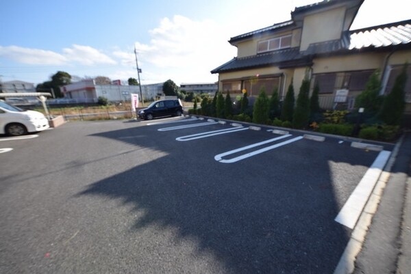 駐車場(お問合せはタウンハウジングまで！※現地待合わせ相談可能)