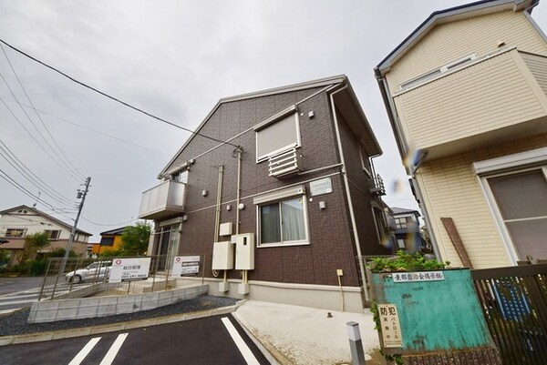 エントランス(お問合せはタウンハウジングまで！※現地待合わせ相談可能)