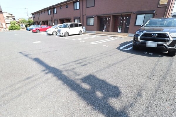 駐車場(お問合せはタウンハウジングまで！※現地待合わせ相談可能)