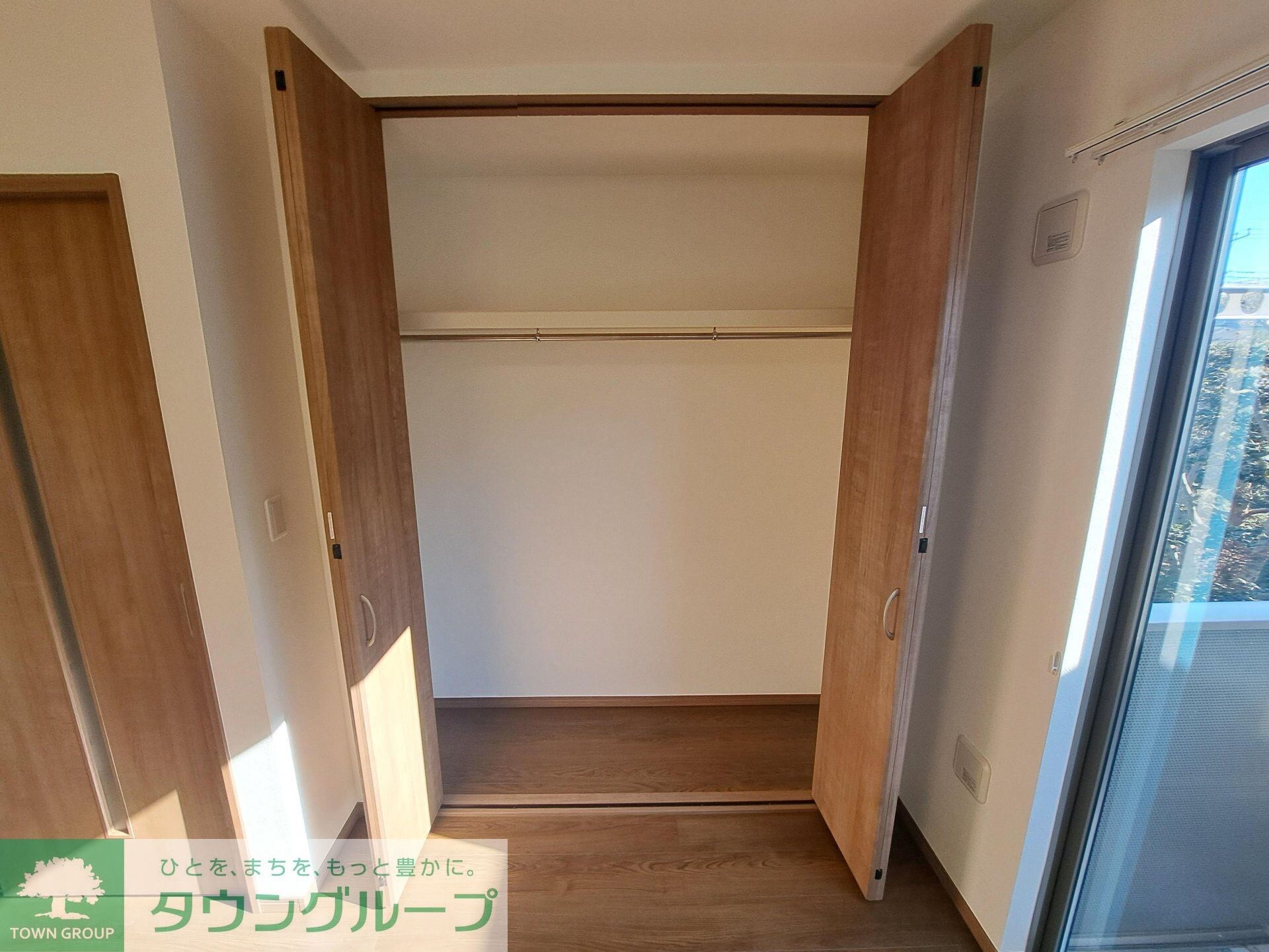 物件内観写真16　(収納)