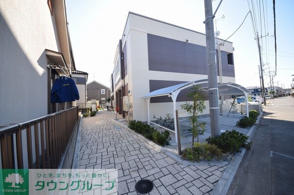 エントランス(庭)