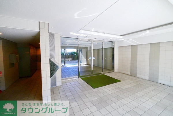 エントランス(エントランス)