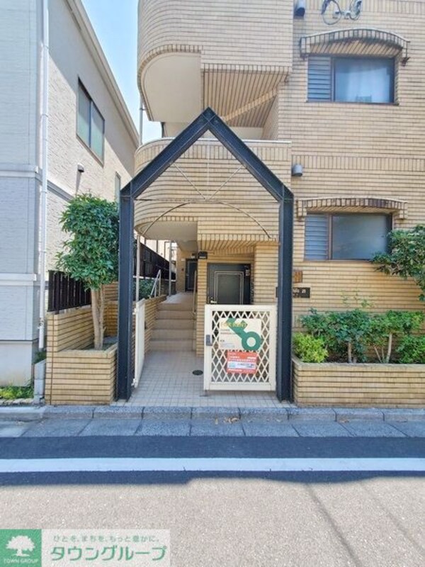 エントランス(エントランス)