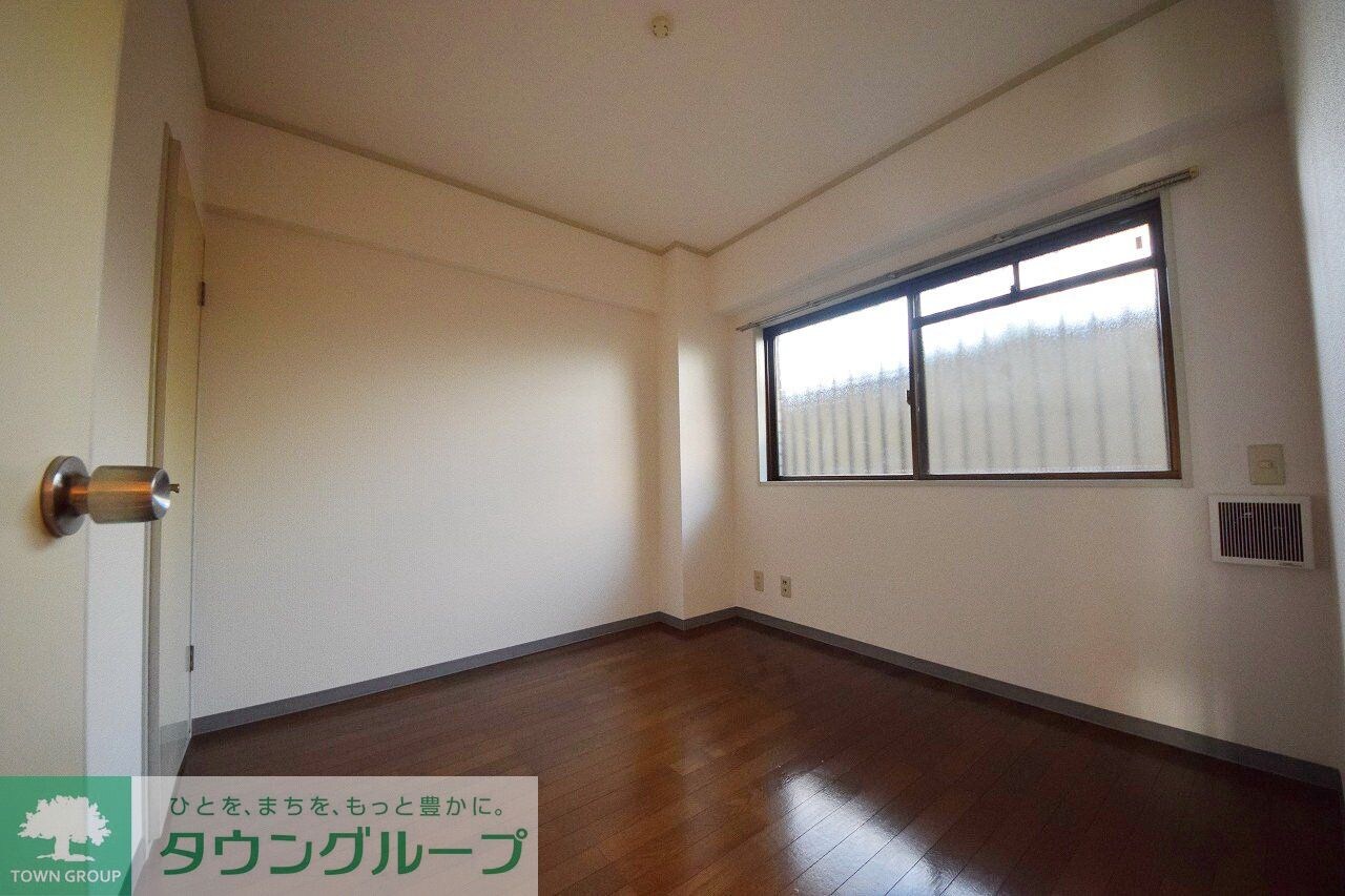 物件内観写真11　(リビング/居室)