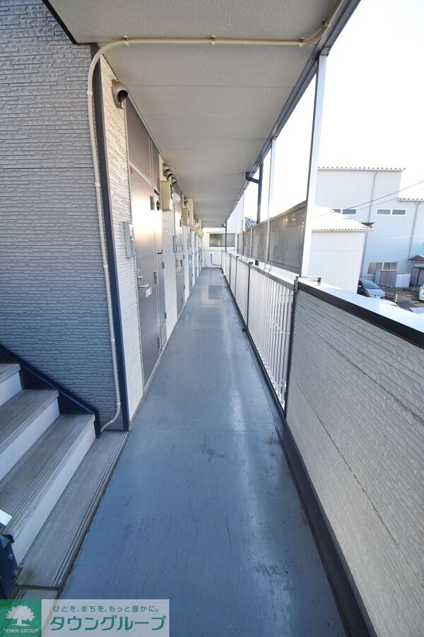 エントランス(バルコニー)