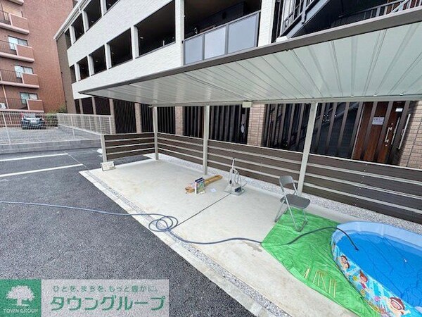 駐車場(駐車場)