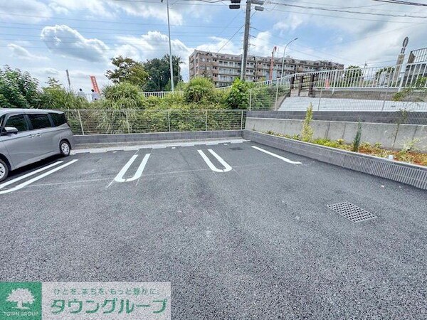 駐車場(駐車場)
