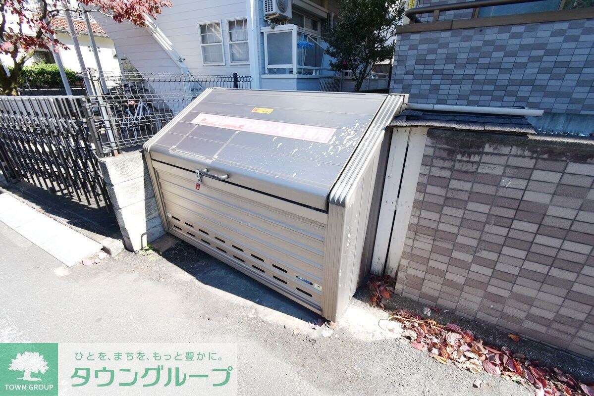 物件内観写真7　(庭)