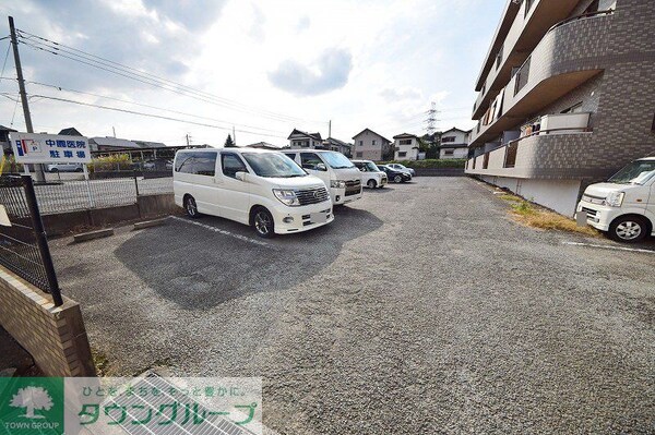 駐車場(駐車場)