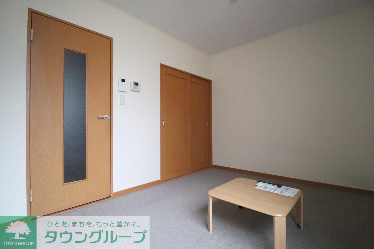 物件内観写真15　(リビング/居室)