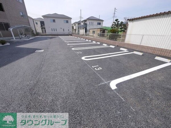 駐車場(駐車場)