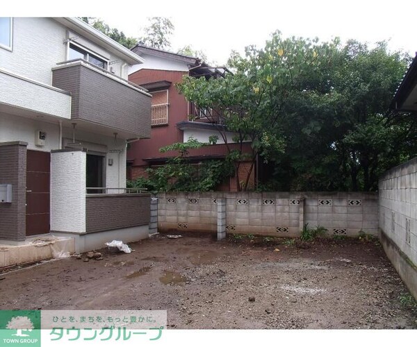 エントランス(庭)