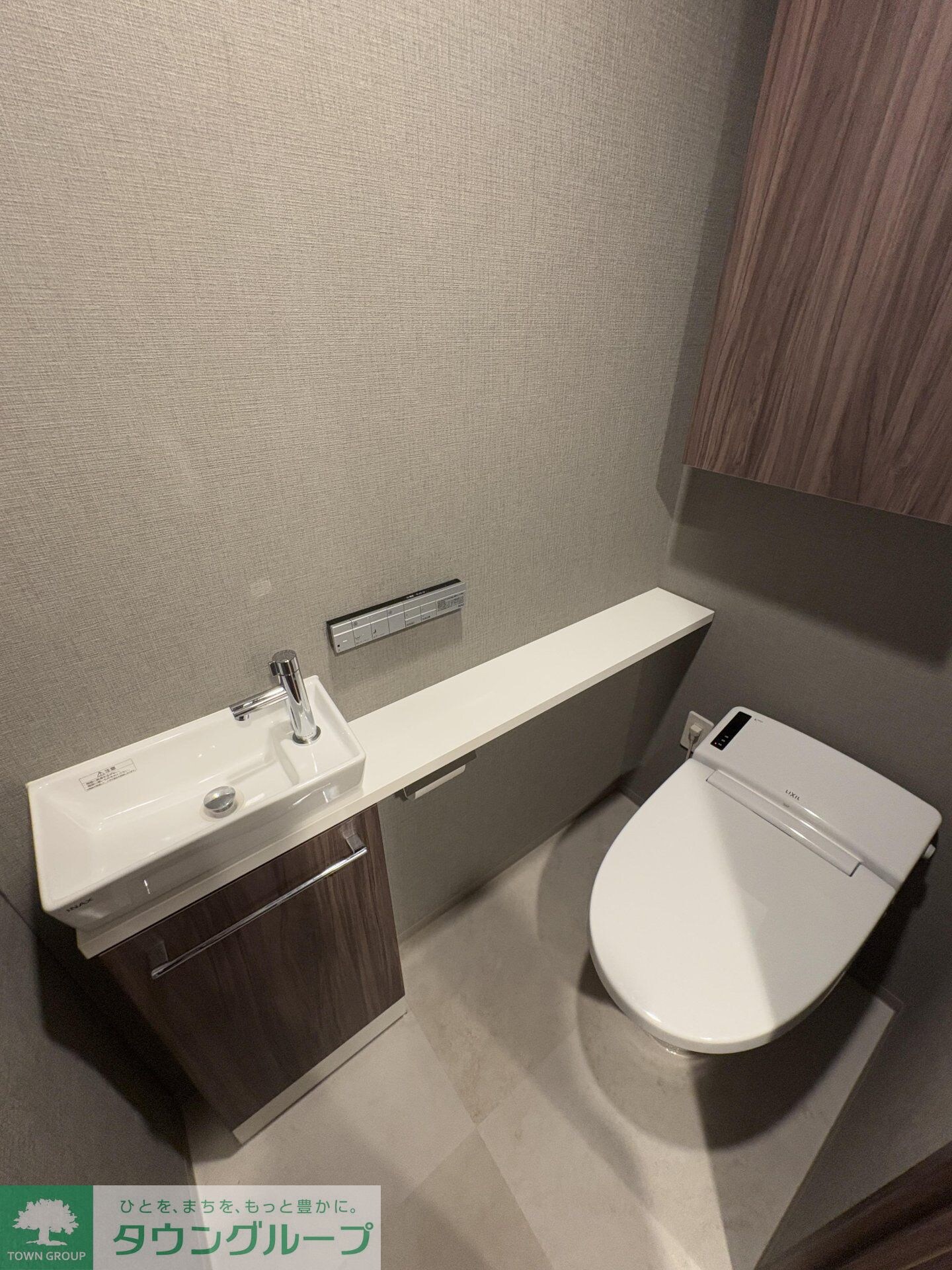 物件内観写真11　(洗面)