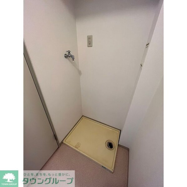 洗面(※同タイプ・別部屋の写真になります)