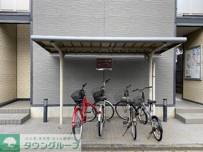 物件内観写真15　(駐輪場)