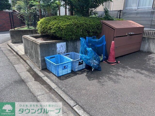 物件内観写真9　(庭)