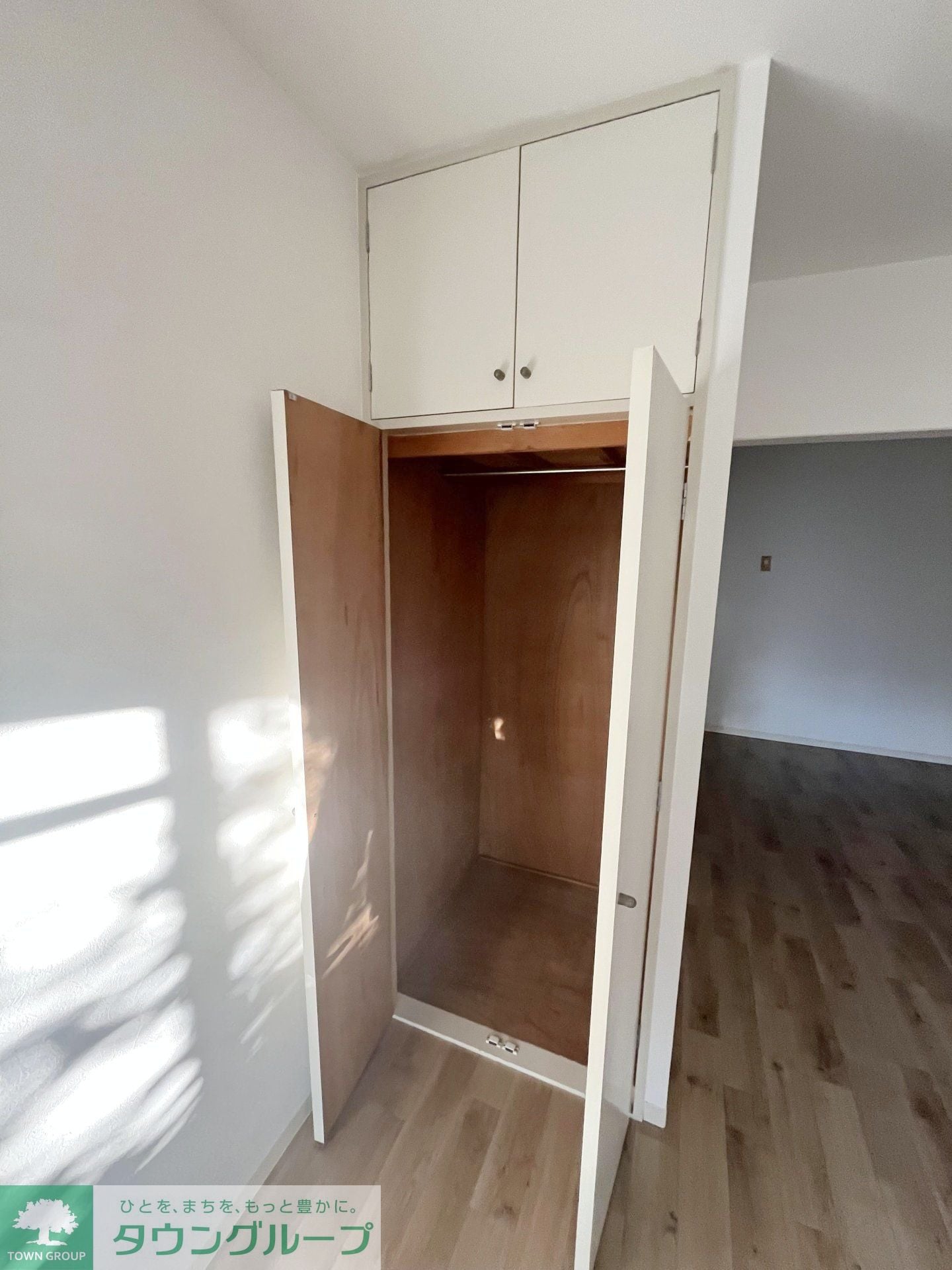 物件内観写真4　(収納)