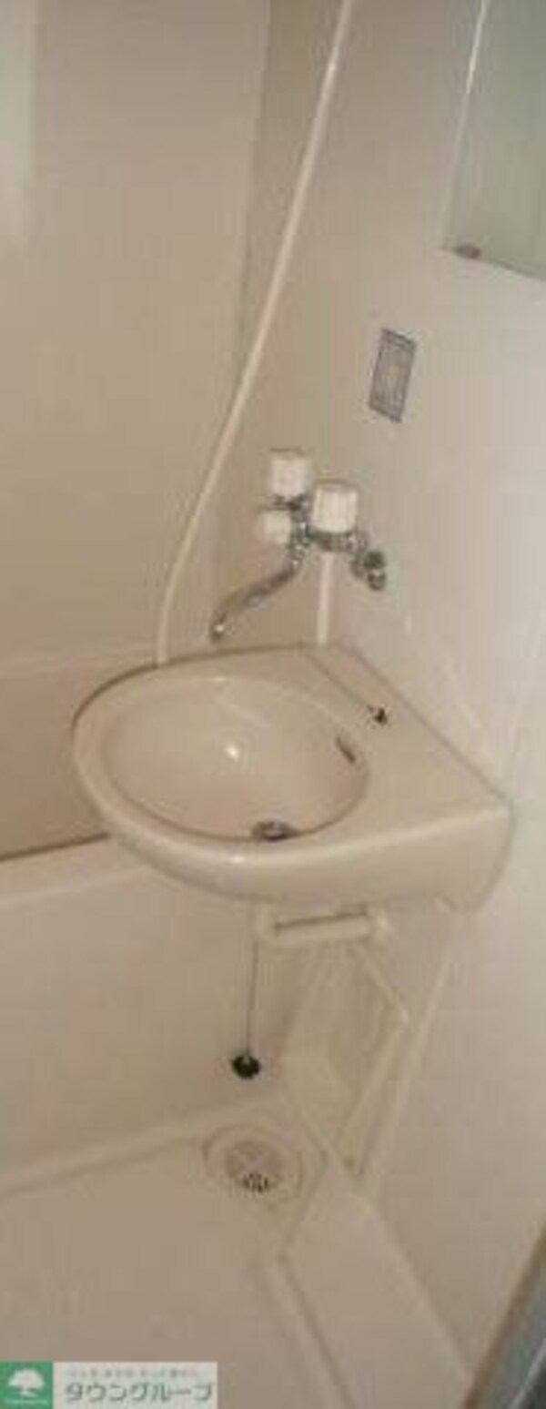 洗面(バス／シャワールーム等)