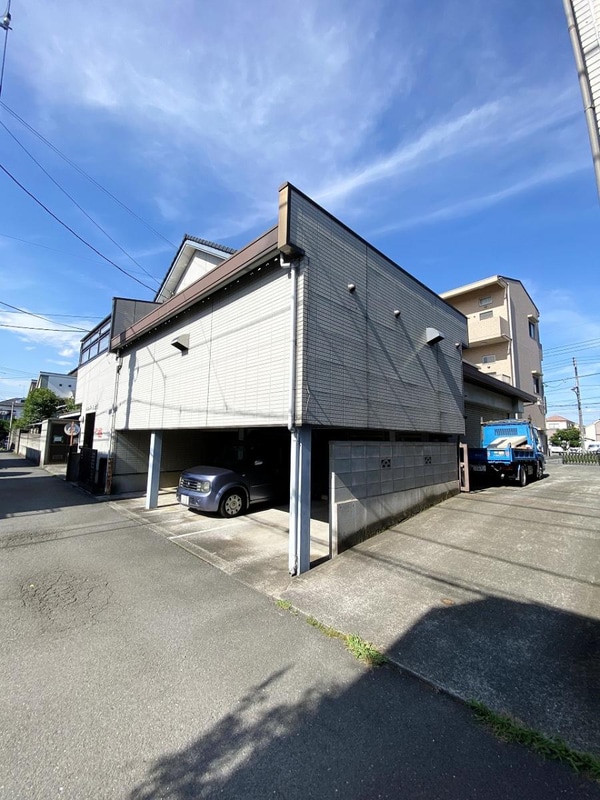 外観(駐車場)