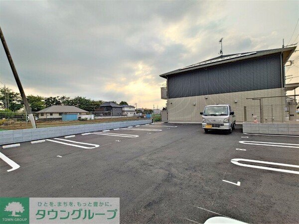 駐車場(駐車場)