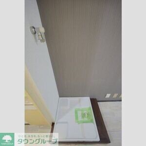 物件内観写真9　(玄関)