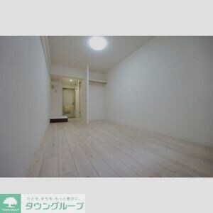 物件内観写真8　(リビング/居室)