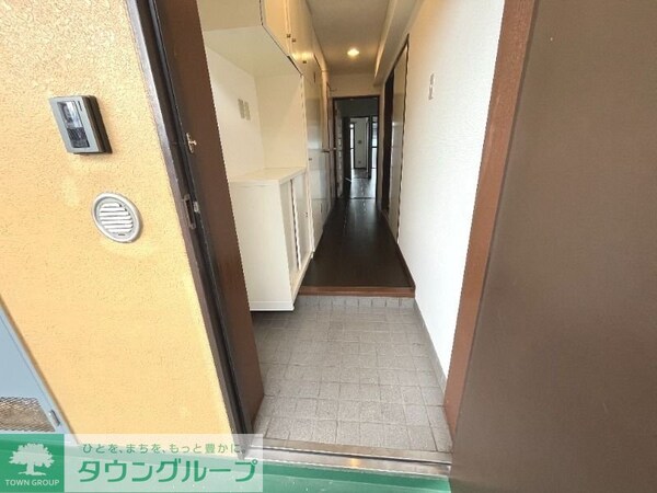玄関(玄関)