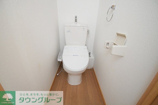 トイレ(仕様・設備は原状と異なる場合有。現状優先)