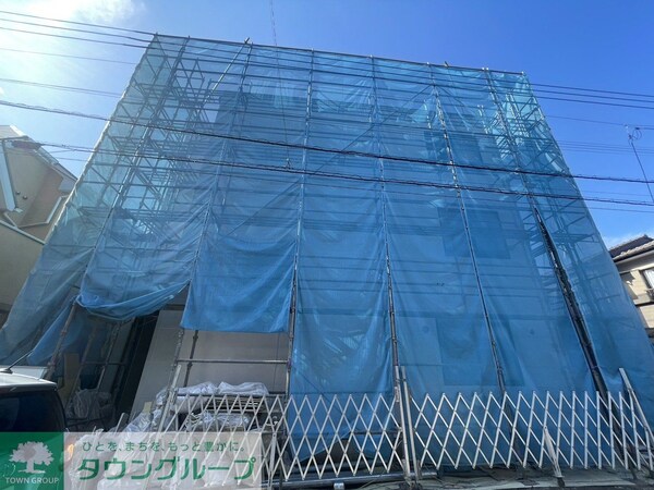 エントランス(駐車場)