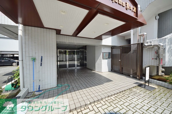 エントランス(エントランス)