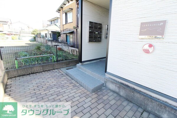 エントランス(庭)