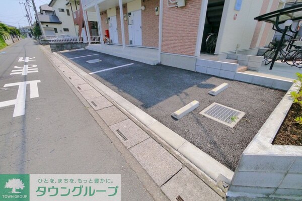 駐車場(駐車場)