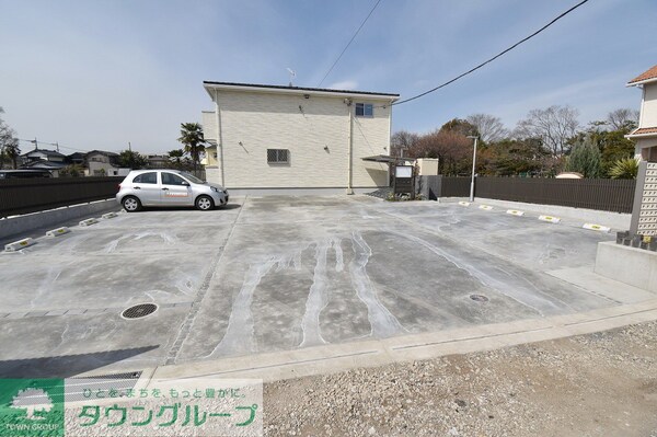 駐車場(駐車場)