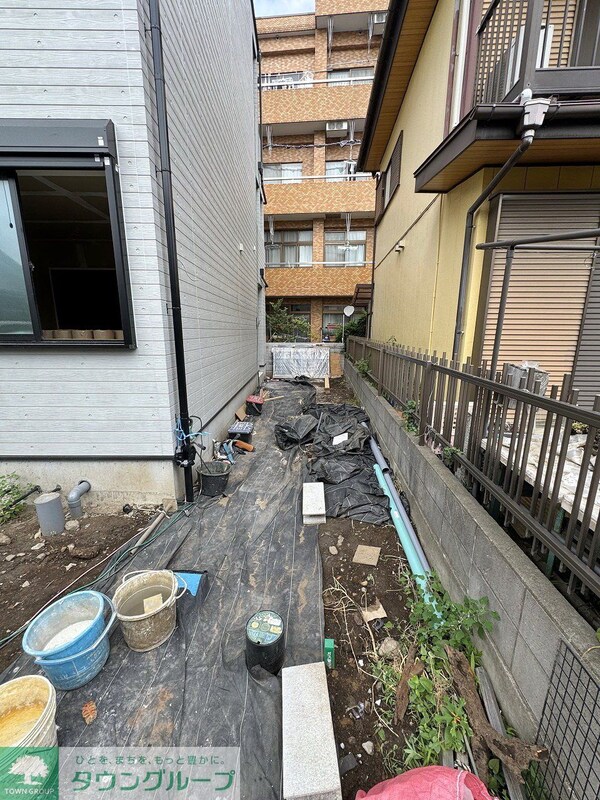 エントランス(庭)