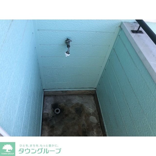 バルコニー(室外洗濯機置き場)