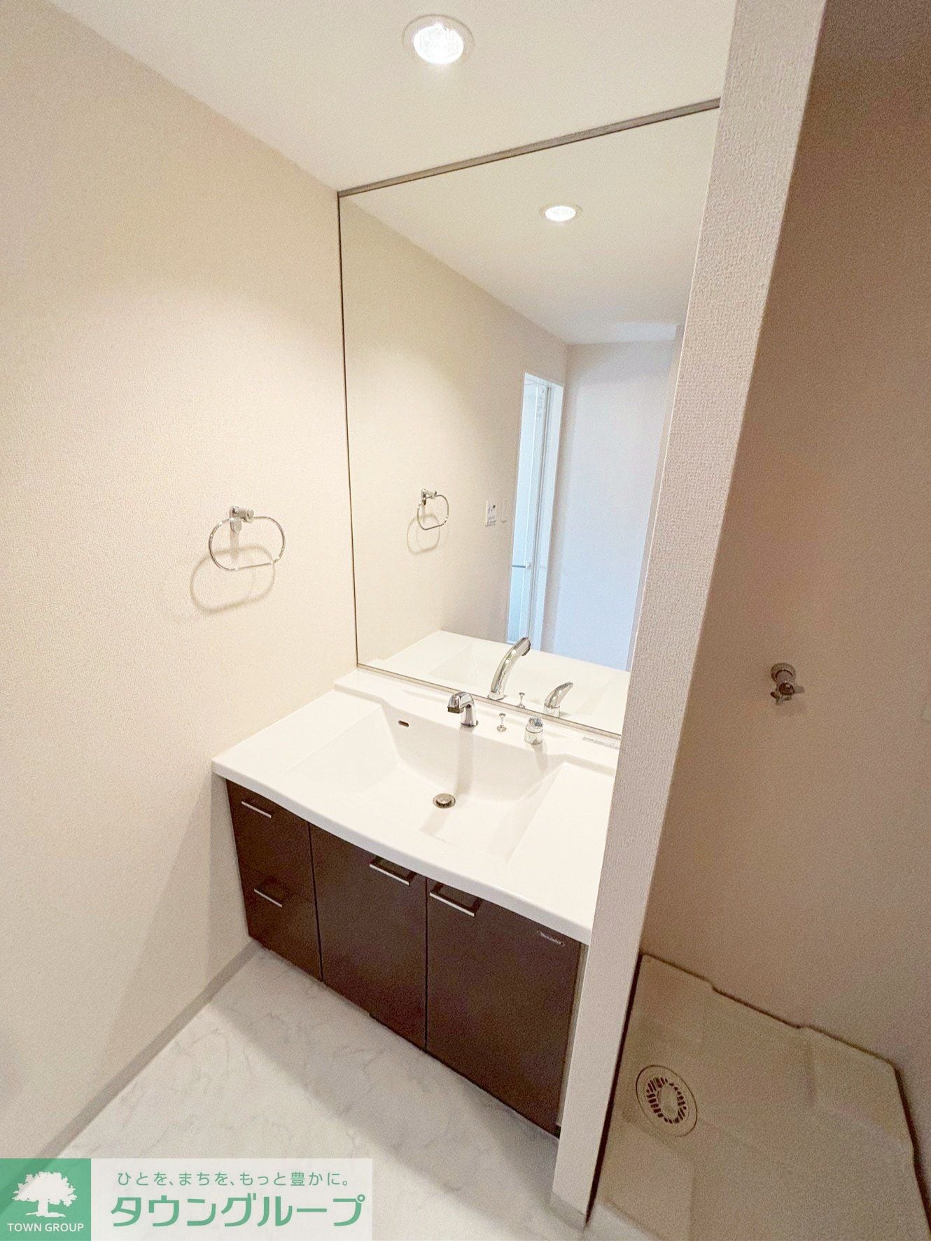 物件内観写真15　(洗面)