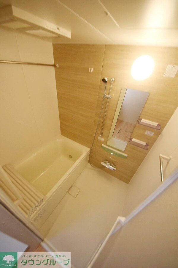 バス／シャワールーム等(収納)