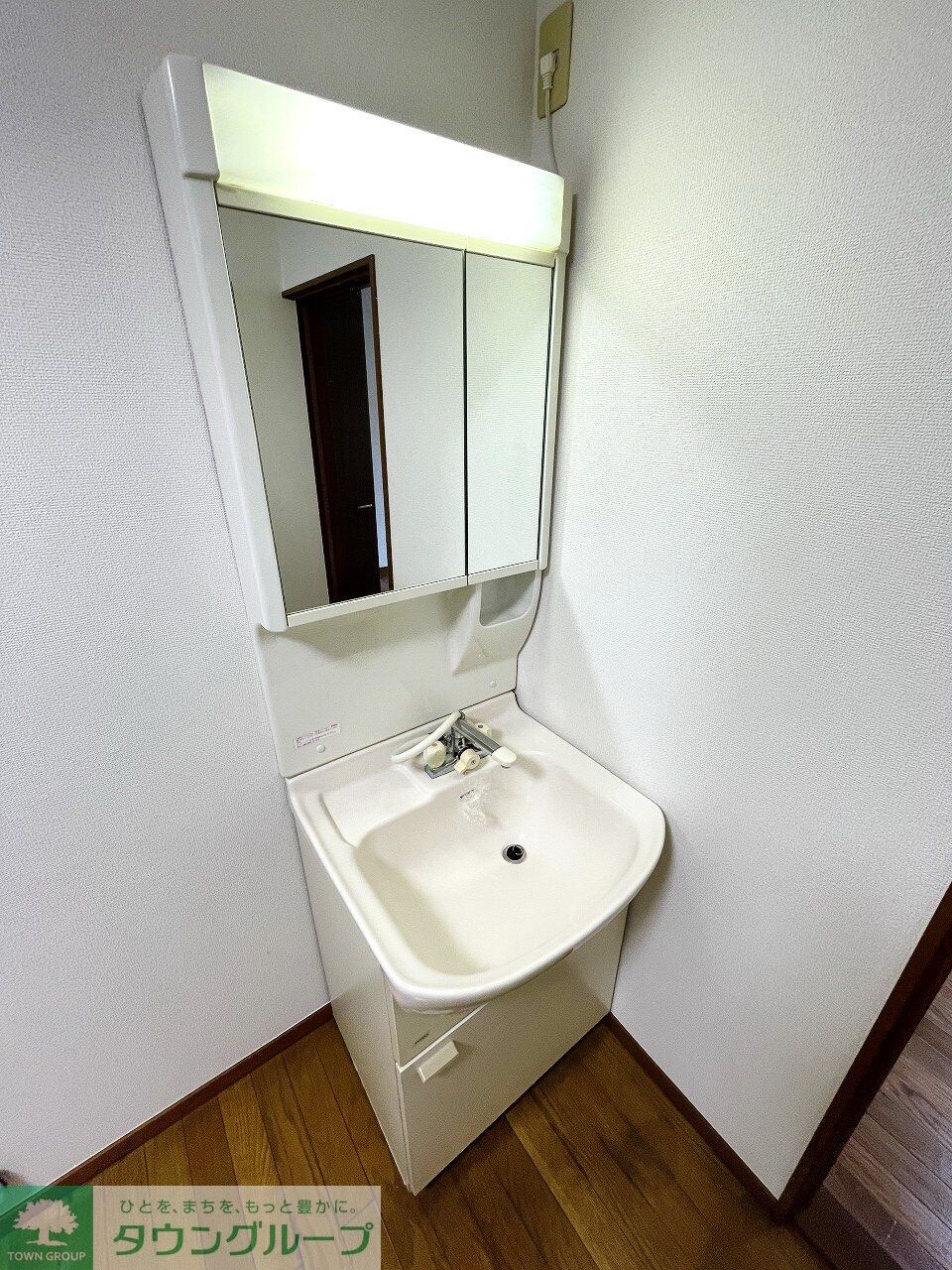 物件内観写真8　(洗面)