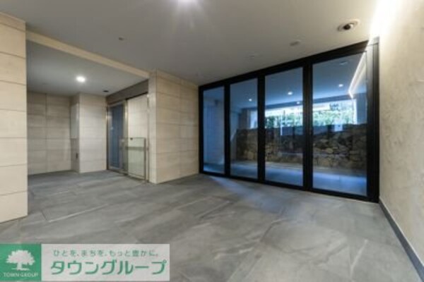 エントランス(エントランス)