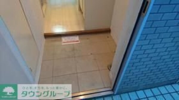 玄関(玄関)