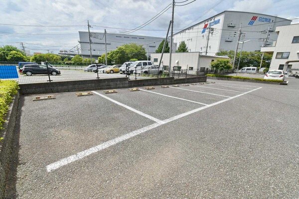 駐車場(駐車場)