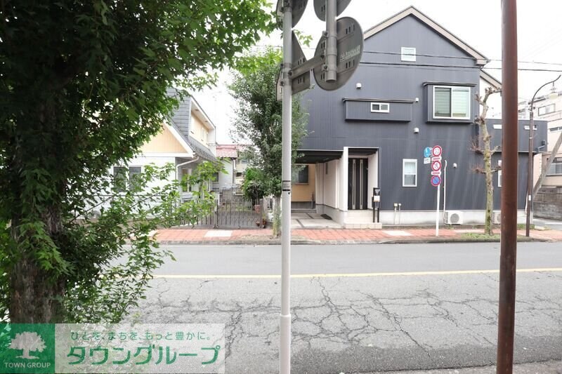 物件内観写真9　(エントランス)